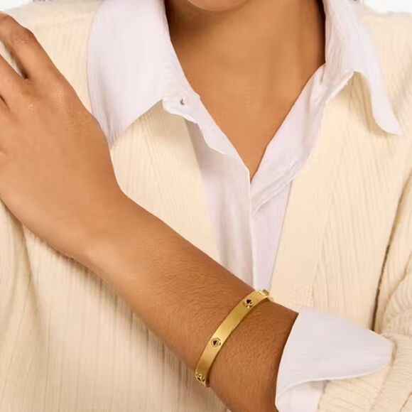 Kate Spade New York Gold Spot the Spade Hinged Bangle Bracelet NWT - Picture 2 of 4